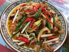 -乡土特色.冷锅鱼.牦牛肉汤锅