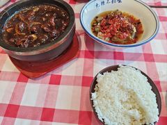 -笨豆腐居民楼菜馆•江西小炒(天津开发区店)