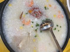 -覃记海鲜美食餐厅