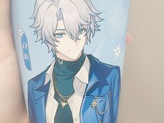 -瑞幸咖啡(凯德龙之梦莘庄店)