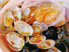 -老闵田螺馆·南昌市井菜·特色小吃(总店)