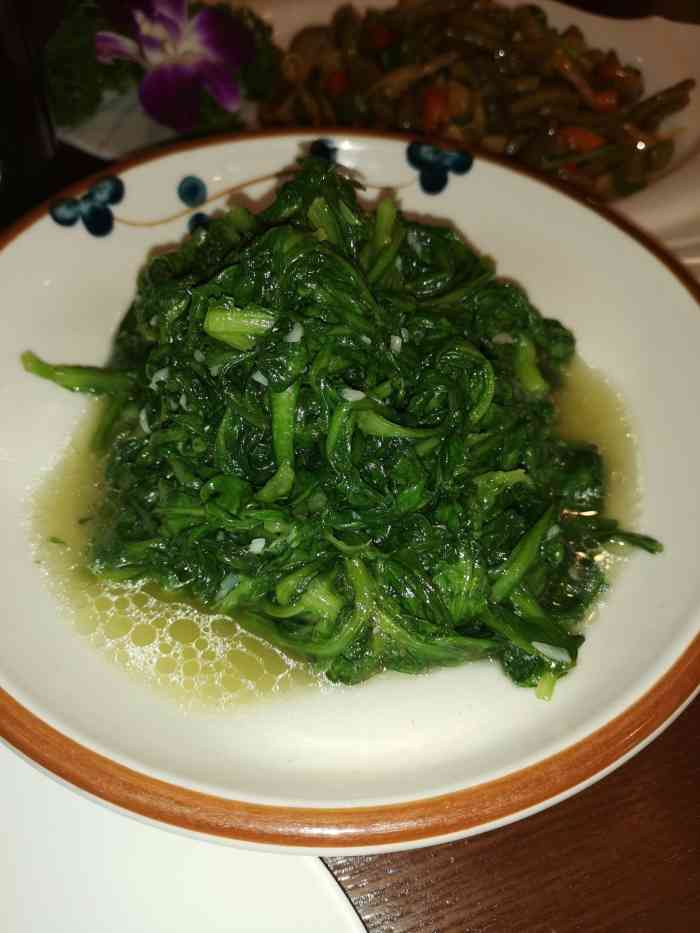 江尘茗月花园餐厅(六合店)-"坐地铁去这家店交通非常方便,在龙池站