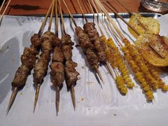 -京狮炙燥·精酿烧烤(首经贸店)
