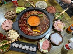 -黄潇洒老火锅(九眼桥宏济巷店)