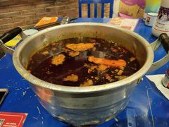 牛油锅-马路边边串串香(双井直营店)