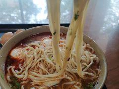 -亮亮面馆(经六路店)