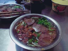 -花溪牛肉粉(八鸽岩店)