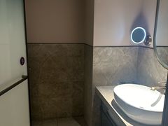 -成都宽窄巷子西美居酒店