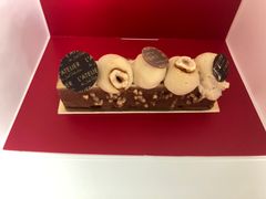 香橙榛果酸奶蛋糕-Salon de The de Joel Robuchon(外滩18号店)