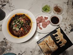 -高玛纳驴肉火烧(一世界店)