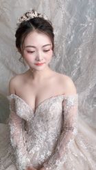-莫小姐婚纱