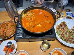 -山海珍味韩国料理(奥城店)