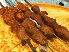 羊肉串-巴扎美食·新疆菜·西域歌舞表演餐厅(新疆大厦店)
