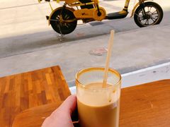 -Line 咖啡(石厦花园店)