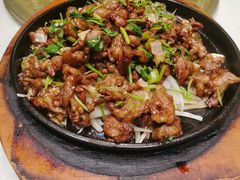铁板孜香烤肉-鑫巴蜀小镇 · 水煮鱼专研店(玉桥店)