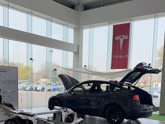-TESLA 特斯拉(北京南四环中路特斯拉中心)