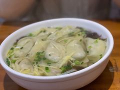 -周素珍湖州大馄饨(直戒坛寺巷店)