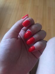 -镁连社·美联社