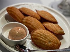 周末早午餐现烤法式玛德琳-壳里西餐厅Coquille Seafood Bistro(蒙自路店)