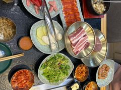 -臻牛烤肉