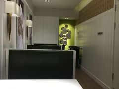 侧面座位-葡珍轩冰室(虹桥机场T1店)