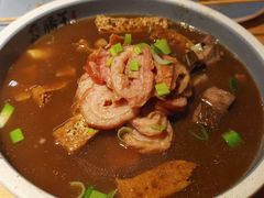 至尊肠头卤煮-肠王卤煮(西单食宝街店)