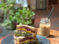-The Daily Fix Cafe