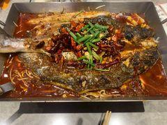 -鸣记脆皮烤鱼·海鲜烤鱼(马栏店)