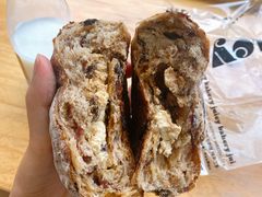 黑麦黑葡萄-Juicy Bakery(大学路店)