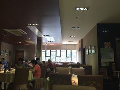 大堂-老人和饭店(打浦路店)