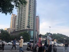 -何师烧烤Pro ·江湖川菜·小龙虾·精酿(太古里旗舰店)