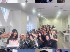 -金夫人化妆摄影职业培训学校