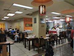 大堂-老边饺子馆(北京南站1店)