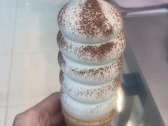 -DQ·蛋糕·冰淇淋(浦江欢乐颂店)