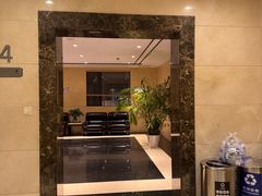 -白玉兰酒店(上海田子坊马当路地铁站店)