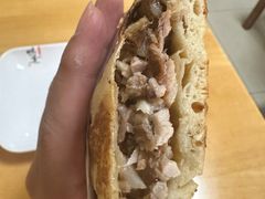 -宝光熏肉鞋底火烧(新街口店)