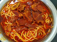 -薛记襄阳香辣牛肉面(平安路店)