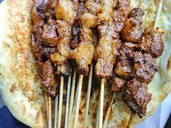 -劳动公园新疆人烤腰子