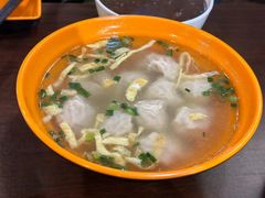 鲜肉小馄饨-大龙汤包