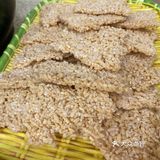 肚包鸡必点,还送锅巴,服务员帮盛第一碗汤