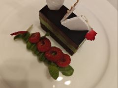 -塞纳河法国餐厅(意式风情街店)