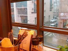 -LYFATTI 莱芙缇(赣水路店)