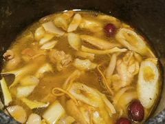 -芸山季·云南山珍菌火锅(人民广场来福士店)