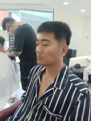 -星座接发烫染美发超市