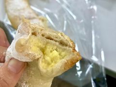 榴莲软欧-风车面包