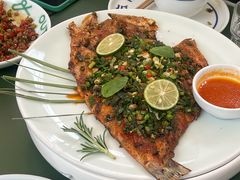 -一坐一忘云南菜(嘉里中心店)