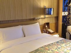 iphone_upload_pic-上海浦东丽思卡尔顿酒店