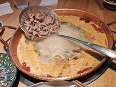 -洱火云南酸菜牛肉火锅(石景山当代商城店)