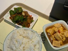 -老乡鸡(上海品尊国际中心店)