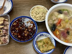 三鲜馄饨-刘长兴(逸仙桥店)